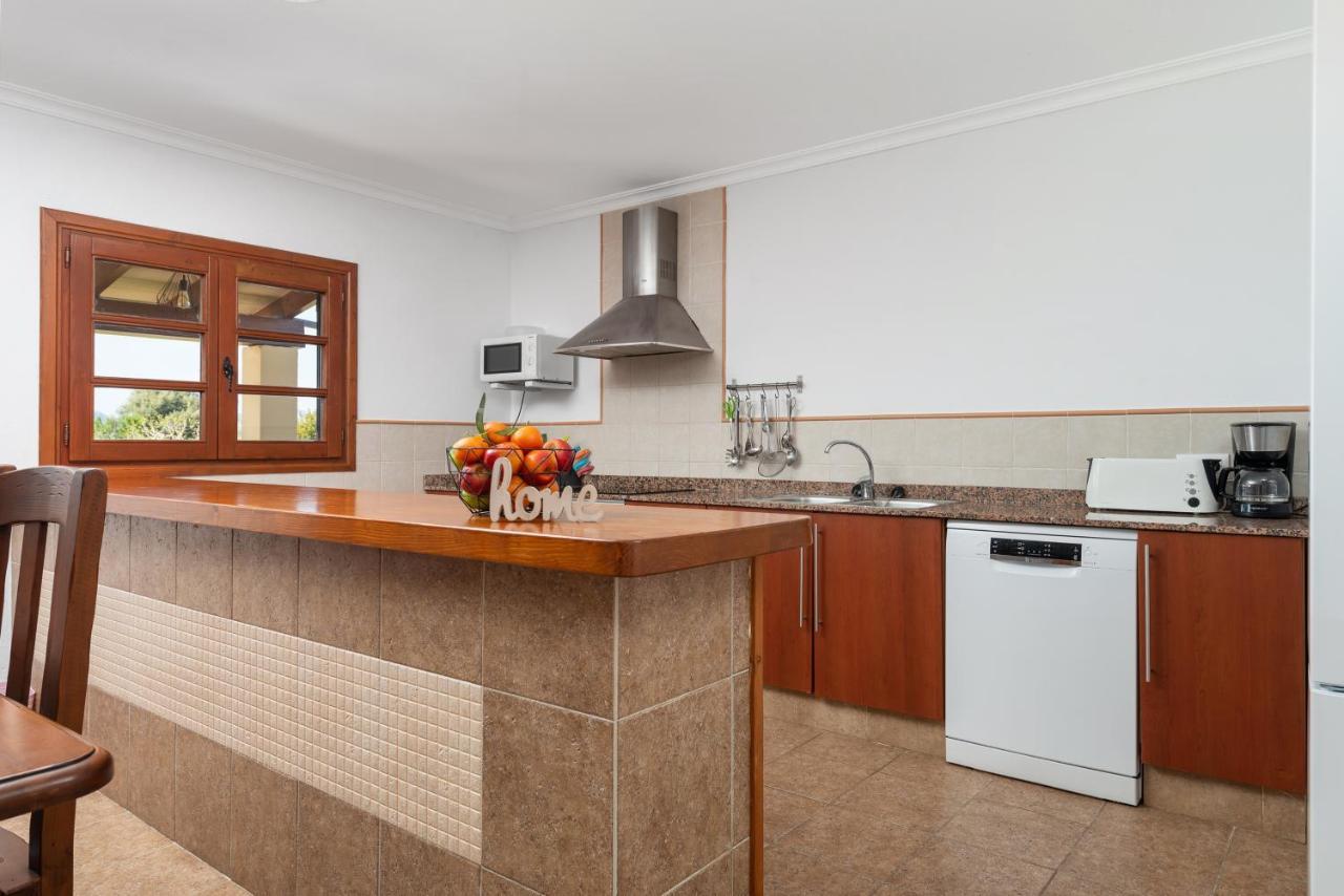 Villa Pou D,Ambroitx, Pool And Sea Views In Alcudia エクステリア 写真